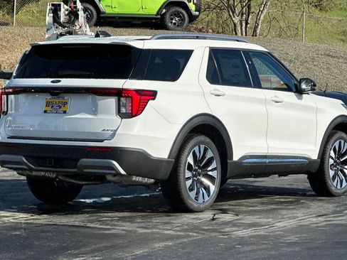 New 2026 Ford Explorer Platinum w/ LUX Leather Package AWD/4WD image 11