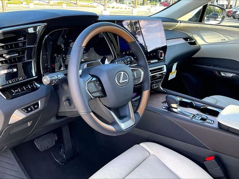 New 2026 Lexus RX 450h Luxury image 10