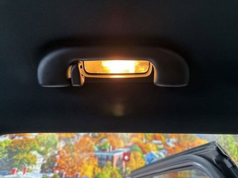 Used 2022 Jeep Compass Altitude w/ Sun and Sound Group image 43