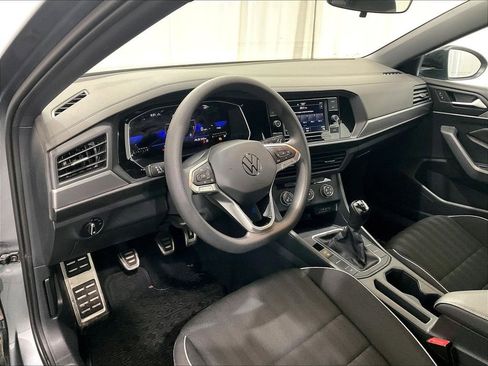 Used 2023 Volkswagen Jetta Sport FWD image 8