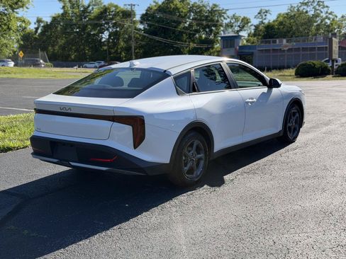 Used 2025 Kia K4 FWD image 5