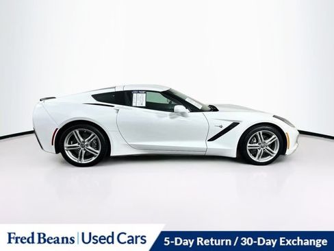 Used 2016 Chevrolet Corvette Stingray Coupe RWD image 12