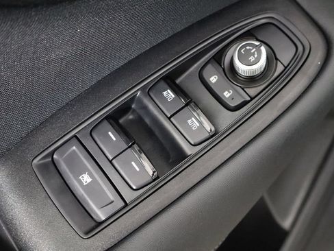 Used 2025 Subaru Outback Premium AWD/4WD image 20