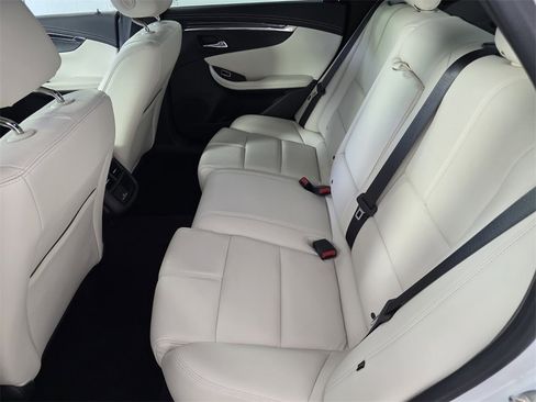 Used 2018 Chevrolet Impala LT w/ LT Leather Package image 13