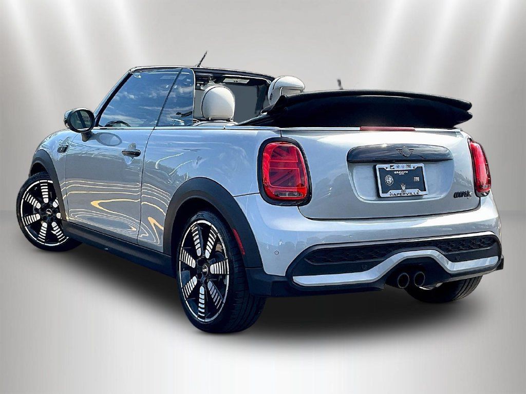 Used 2024 MINI Cooper S FWD image 4