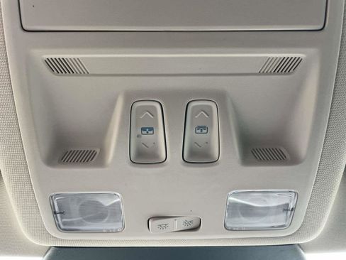 Used 2020 Ford Escape SE Sport image 21