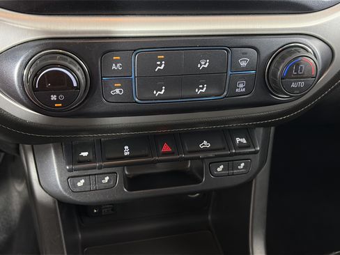 Used 2020 GMC Canyon SLT w/ Trailering Package AWD/4WD image 25