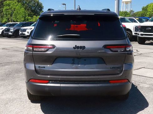 Used 2025 Jeep Grand Cherokee L Limited w/ Luxury Tech Group II AWD/4WD image 6