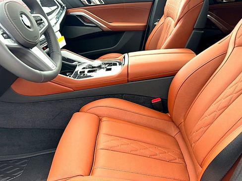 New 2027 BMW X6 xDrive40i w/ Climate Comfort Package AWD/4WD image 10