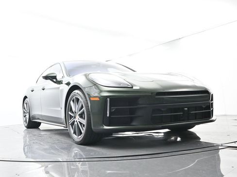 Certified 2025 Porsche Panamera RWD image 55