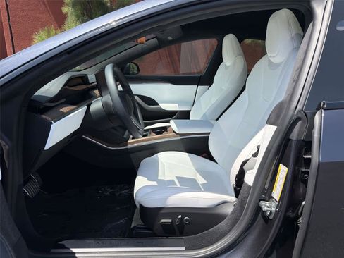 Used 2024 Tesla Model S AWD/4WD image 12