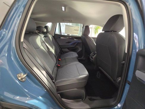 New 2026 Volkswagen Tiguan SE image 14