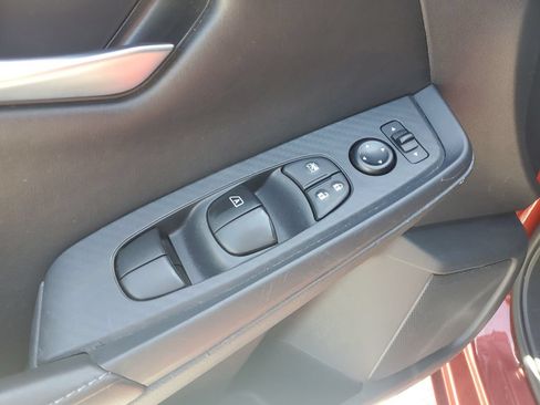 Used 2024 Nissan Sentra SV FWD image 27