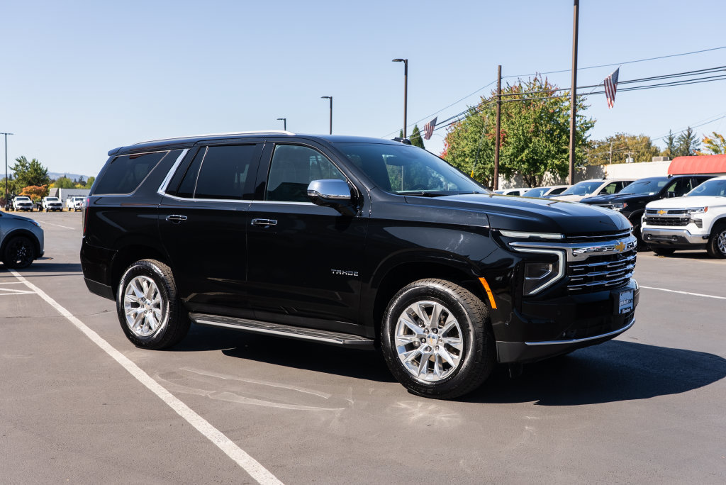 Used 2025 Chevrolet Tahoe Premier AWD/4WD image 5