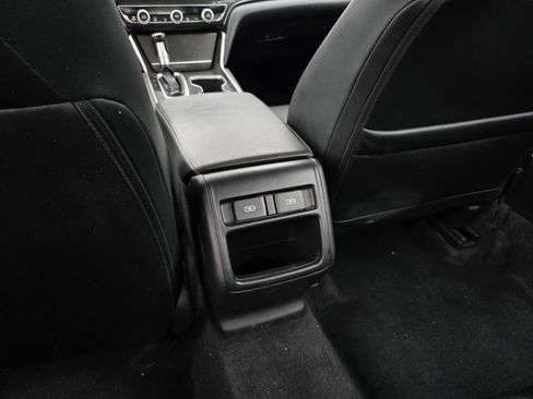 Used 2022 Honda Accord Sport image 11