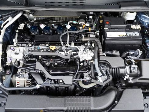 Used 2021 Toyota Corolla SE image 37