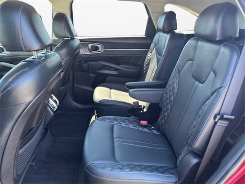 Used 2022 Kia Sorento SX image 13