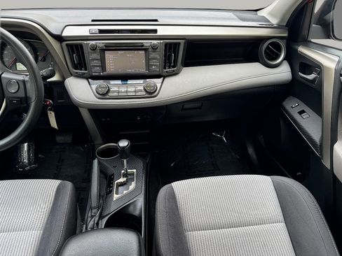 Used 2014 Toyota RAV4 XLE FWD image 21