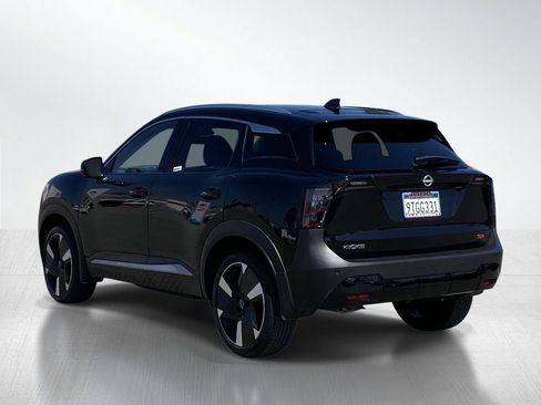 Used 2025 Nissan Kicks SR FWD image 4