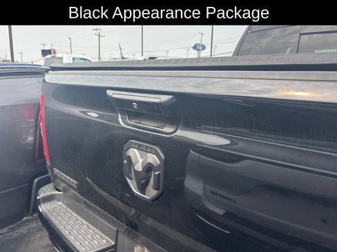 Used 2019 RAM 1500 Big Horn AWD/4WD image 4