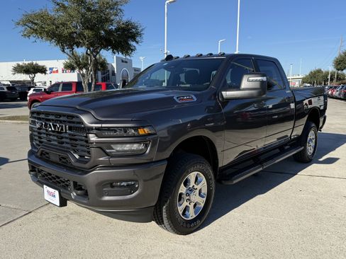Used 2025 RAM 2500 Lone Star image 8