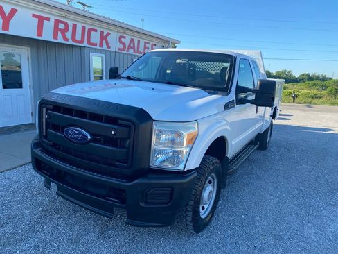 Used 2015 Ford F250 XL w/ Snow Plow Prep Package AWD/4WD image 3