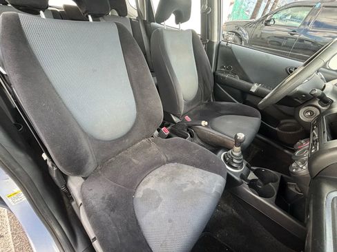 Used 2008 Honda Fit Hatchback 4D image 23