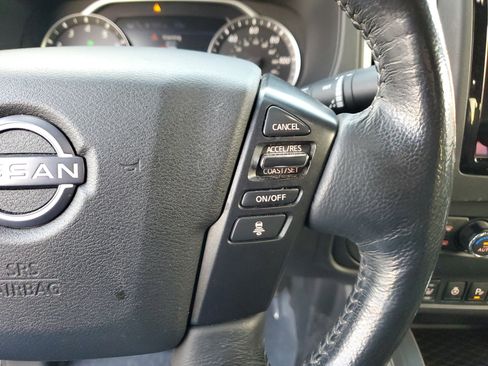Used 2022 Nissan Frontier SV image 21