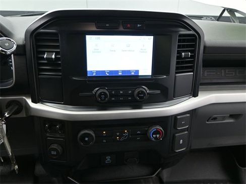 Used 2022 Ford F150 XL w/ Trailer Tow Package image 6