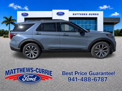 New 2026 Ford Explorer ST-Line RWD image 3