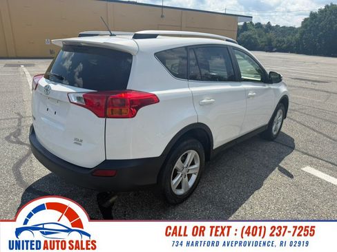Used 2013 Toyota RAV4 XLE AWD/4WD image 5