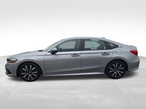 Used 2024 Honda Civic EX image 2