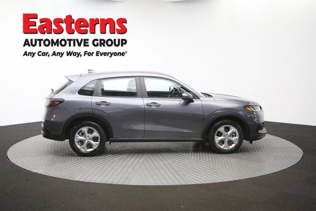 Used 2025 Honda HR-V LX image 45