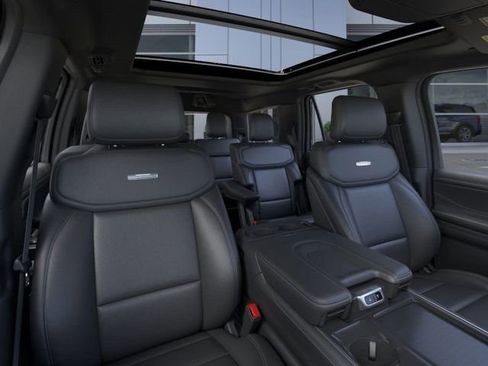 New 2025 Ford Expedition Platinum w/ Stealth Appearance Package image 10