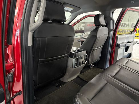 Used 2021 Ford F250 XLT w/ XLT Premium Package AWD/4WD image 32