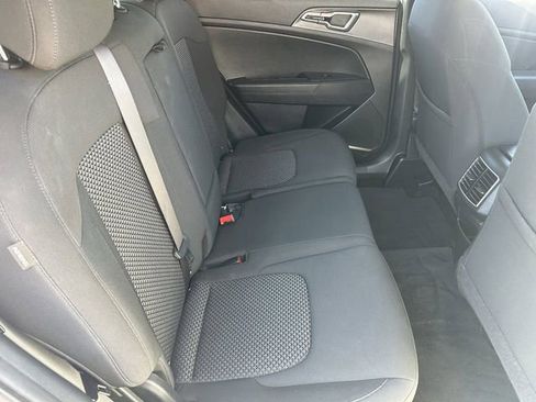 Used 2024 Kia Sportage LX FWD image 14