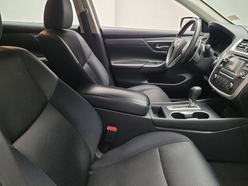 Used 2017 Nissan Altima 2.5 SR image 21