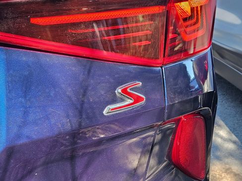 Used 2021 Kia Seltos S image 28