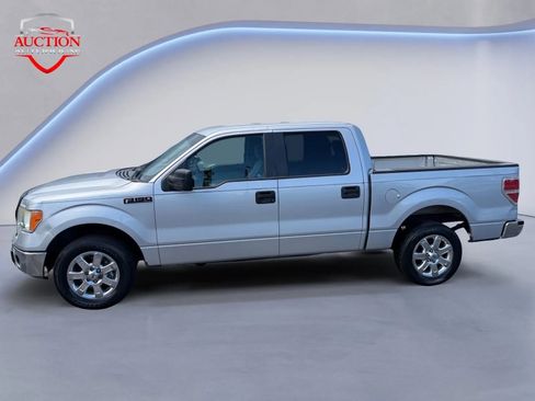 Used 2014 Ford F150 XLT image 2
