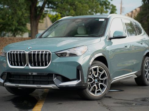 New 2026 BMW X1 xDrive28i w/ Technology Package AWD/4WD image 1