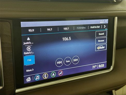 Used 2021 GMC Yukon Denali w/ Denali Premium Package image 17