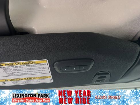 Used 2020 Jeep Wrangler Unlimited Sahara image 24