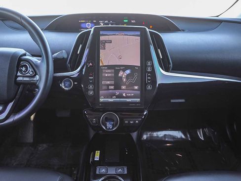 Used 2021 Toyota Prius Prime XLE image 13