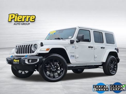 Used 2024 Jeep Wrangler Unlimited Sahara AWD/4WD image 1