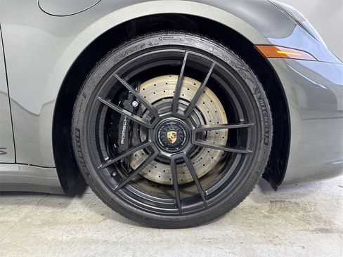 Certified 2024 Porsche 911 Carrera GTS image 15