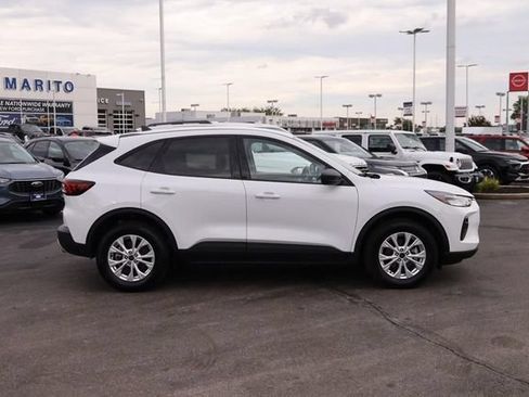 Used 2025 Ford Escape Active AWD/4WD image 5
