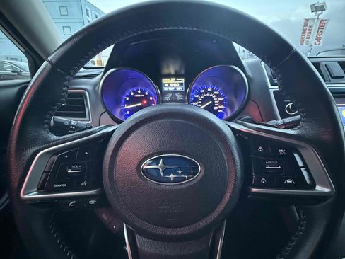 Used 2018 Subaru Outback 2.5i Limited image 34