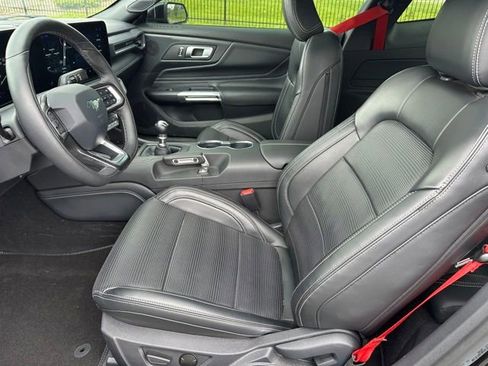 Used 2024 Ford Mustang GT Premium w/ GT Performance Package RWD image 9