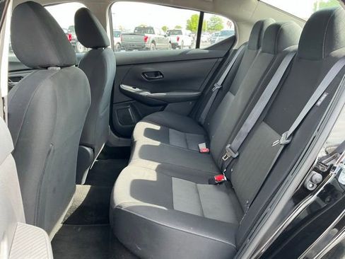 Used 2025 Nissan Sentra SV FWD image 17