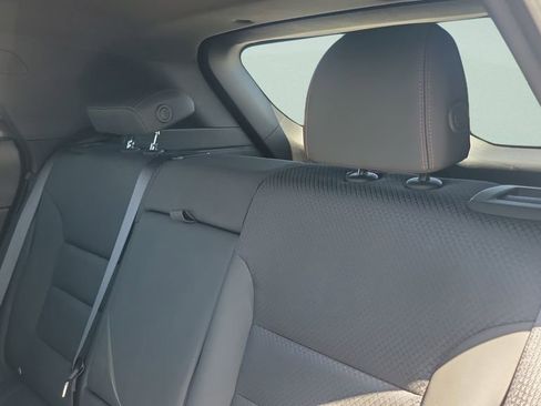 Used 2023 Chevrolet TrailBlazer RS FWD image 10